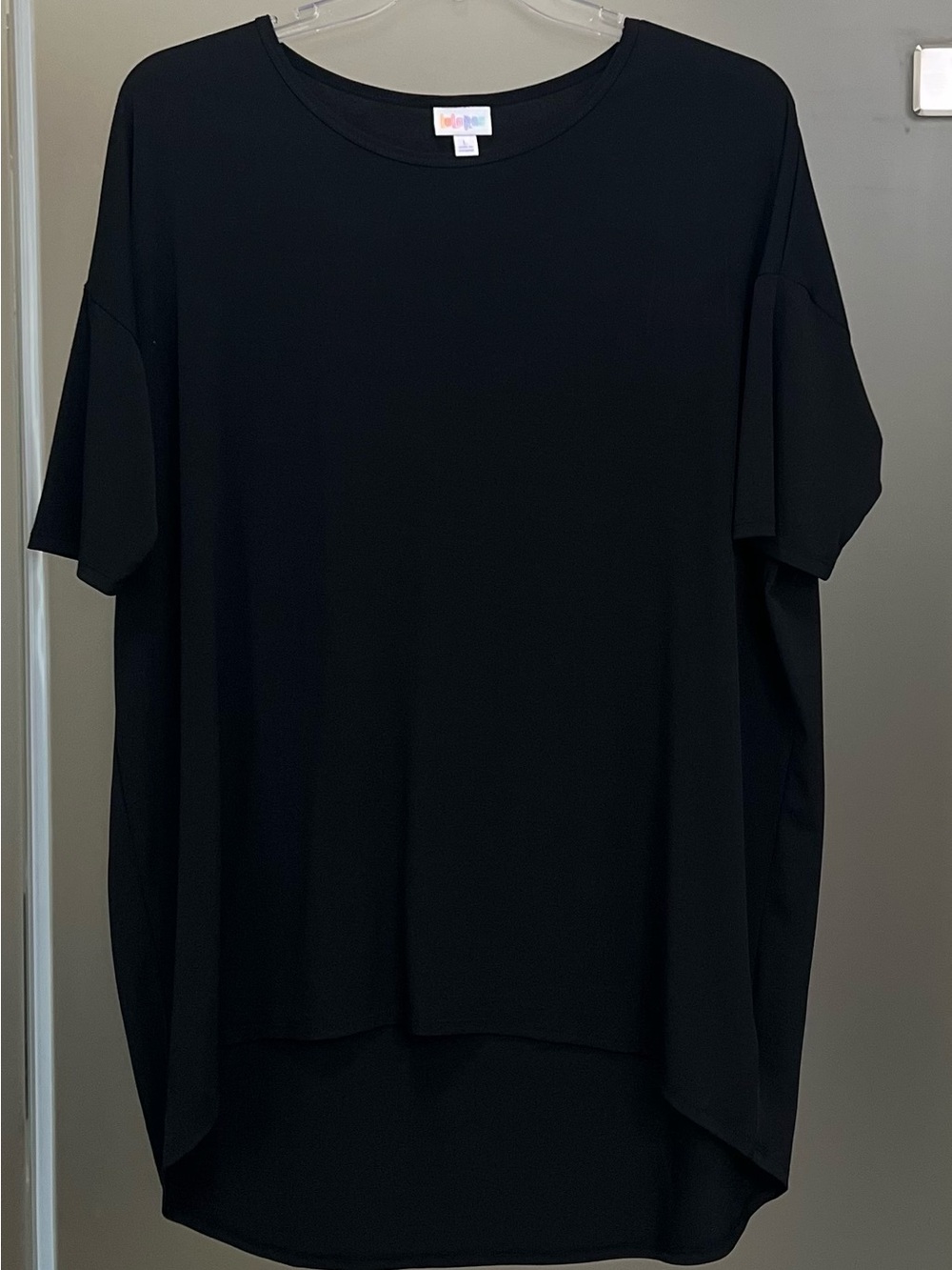 LuLaRoe Black Crewneck Tunic